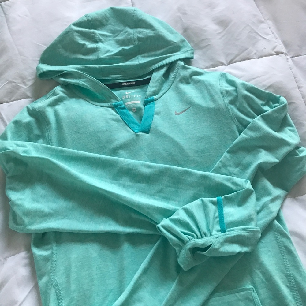 Nike Dri-Fit Hooded Running Pullover